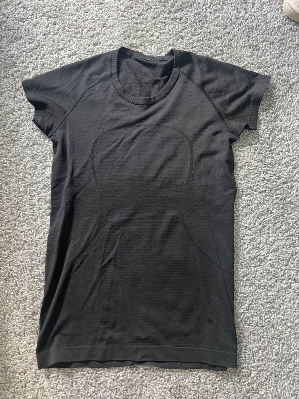 lululemon swiftly tech short sleeve size 10 Black